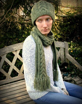 Willowbottom Hat & Scarf