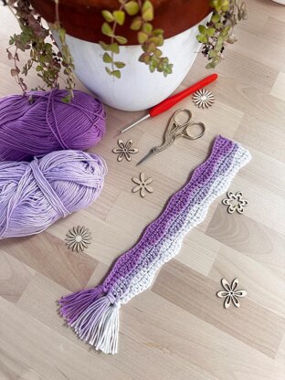 Ripples Crochet Bookmark