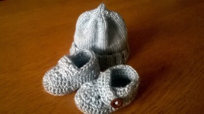 baby hat and booties