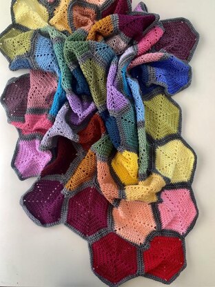 Hexirainbow Blanket