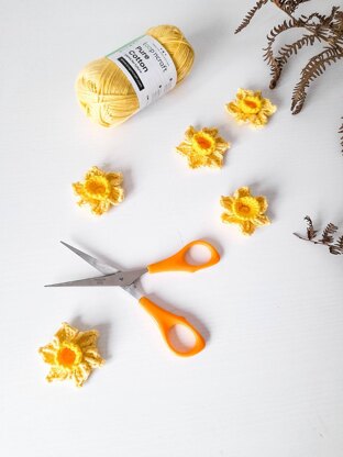 Easter + Spring Garland (3-in-1 Decoration)