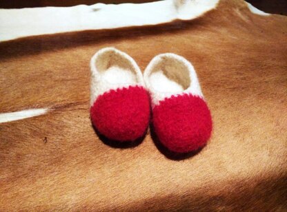 Big Kids Felted Slippers Pattern