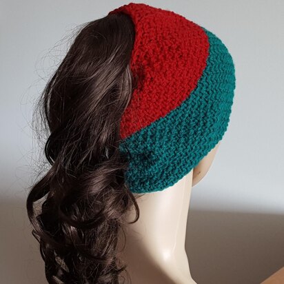 Hailey - seamed 12ply ponytail beanie