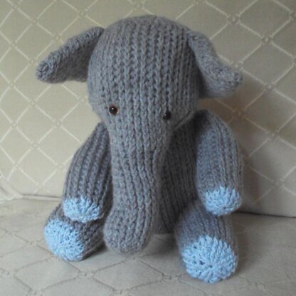 Knit-Look Crocheted Elephant