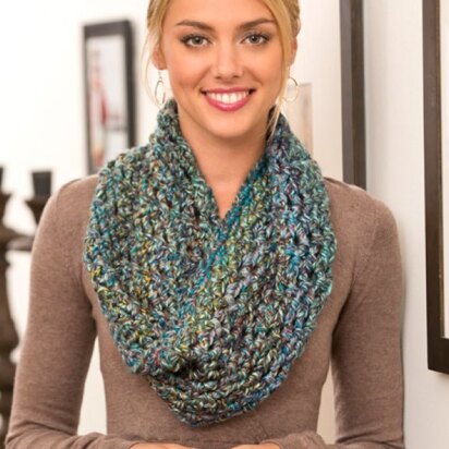 Twisted Cowl in Red Heart Medley - LW3861
