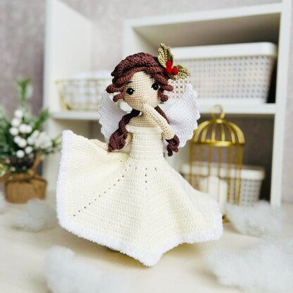 Crochet doll angel, amigurumi Christmas angel, crochet doll with clothes, Winter Angel