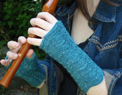 Peacock Mitts
