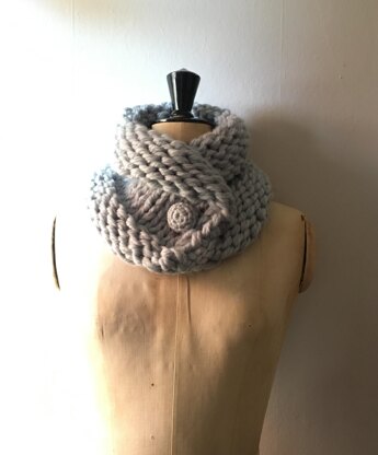 The Donut Cowl