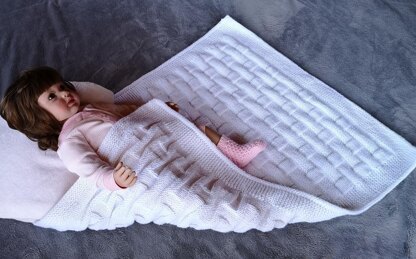 Easy Voluminous Baby Blanket.