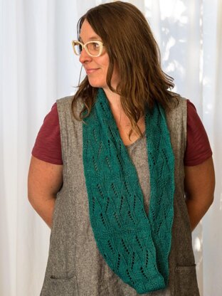 Water Avenue Cowl