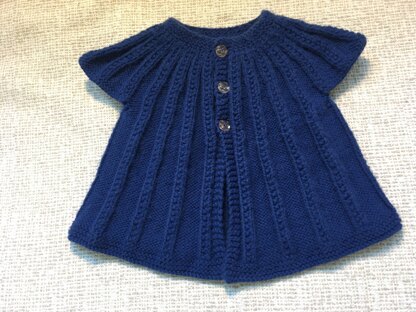 Sleeveless cardigan for baby girl