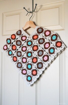 Estella crochet poncho for baby/toddler