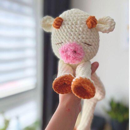 Crochet snuggler pattern cow, lovely amurigurmi highland cow PDF