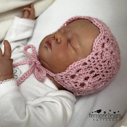 Queen Charlotte Blanket and Bonnet