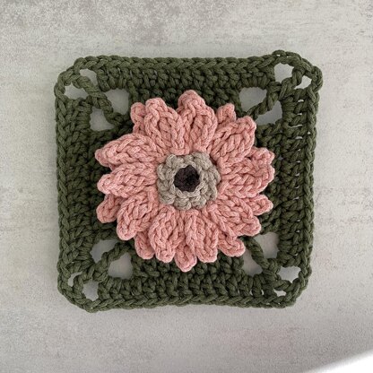 Gerbera Granny Square