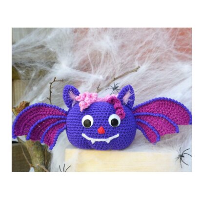 Vampire Bat. Pumpkin Amigurumi. Farmhouse Decor. Halloween Patterns