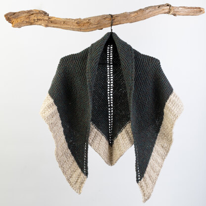 Yarn Vibes Ashlyn Triangle Shawl PDF