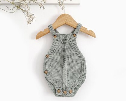 6 sizes - TWISTY DK Knitted Romper