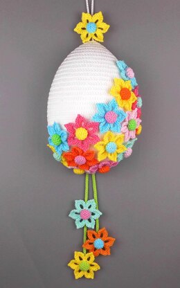 Easter egg door decor with flowers