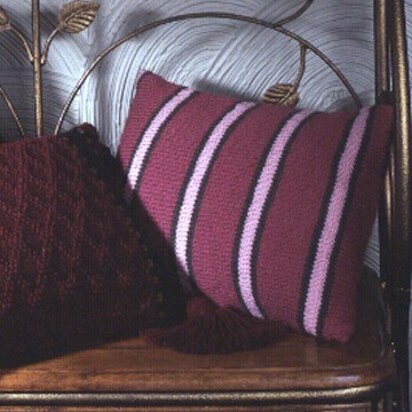 Simple Striped Pillow in Patons Decor