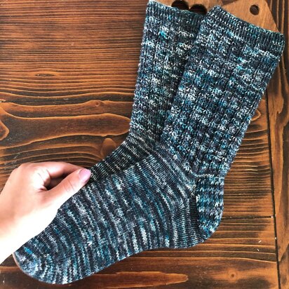 Yoga Socks - Free knitting patterns and crochet patterns by DROPS Design