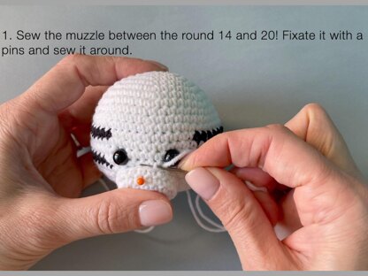 Safari zebra rattle with ring