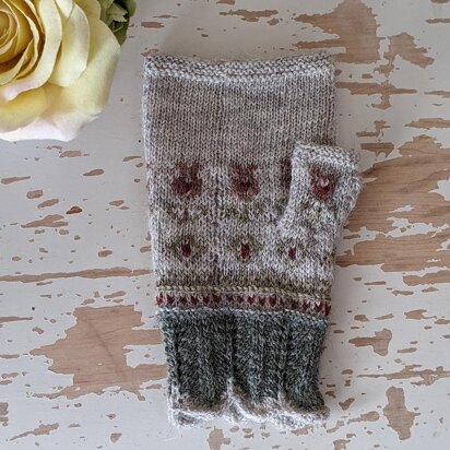 Kevadine Fingerless mittens