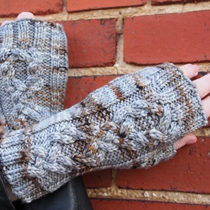 Roundtop Fingerless Mitts