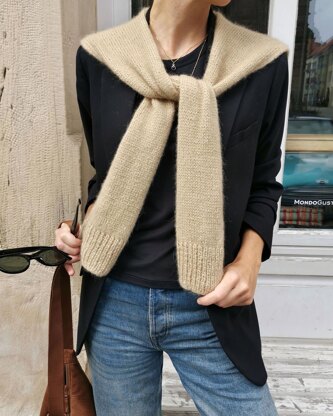 FAKE SWEATER Scarf