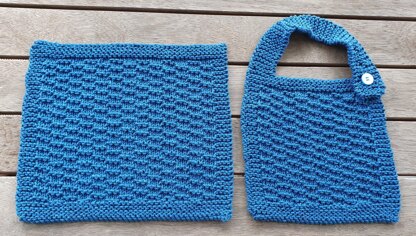 Leigh - 8ply textured bib and cloth set