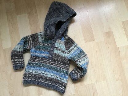 Sweater with hood 5585