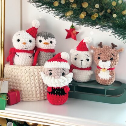 Plush Christmas toys