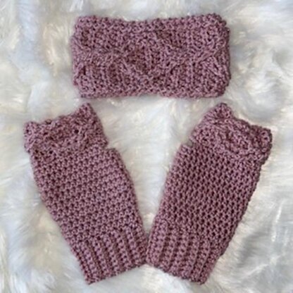 Lazy Cables Fingerless Gloves