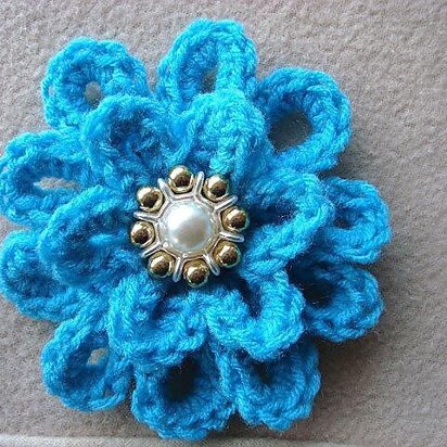 692 CROCHET FLOWER, turquoise loopy flower