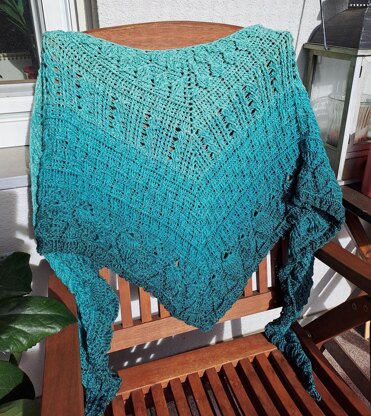 Flat Triangular Scarf "Gaia"