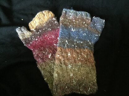 Fingerless mitts