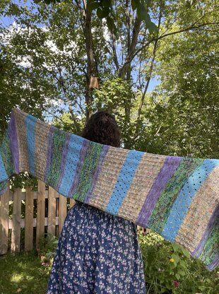 Picnic in the Garden Shawl