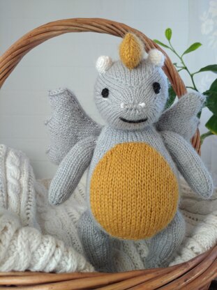 Dragon knitting pattern