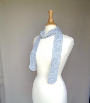 Skinny Shell Scarf