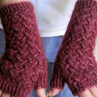 Fuzzy Zig Zag Lace Fingerless Mitts