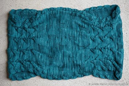 Twisted Circles Cowl