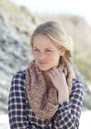 Scarves, Mittens and Snood in Sirdar Freya - 9885 - Downloadable PDF