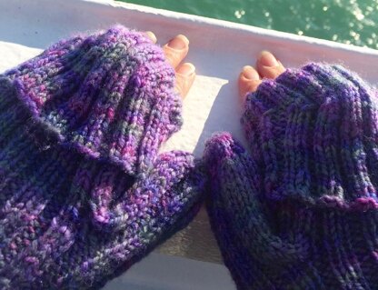 Alternating Current Flip-top mitts