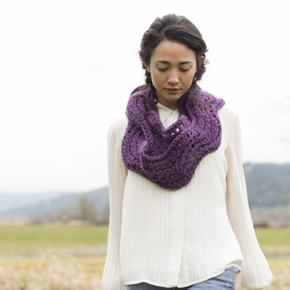 Infinity Scarf in Imperial Yarn Bulky 2 Strand - PC36 - Downloadable PDF