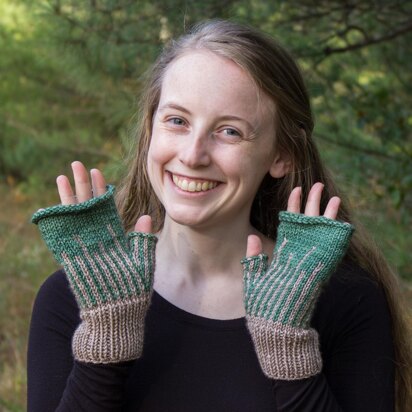 On the Farm Fingerless Mitts