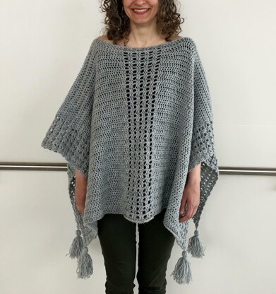 Crochet Poncho Pattern: My Easy On-The-Go Poncho