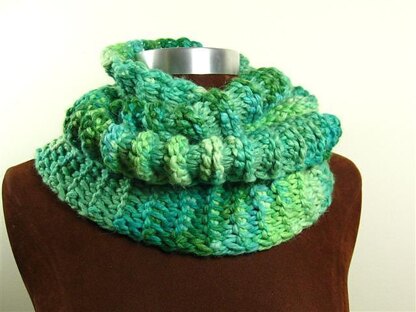 Ridged Tunisian Cowl