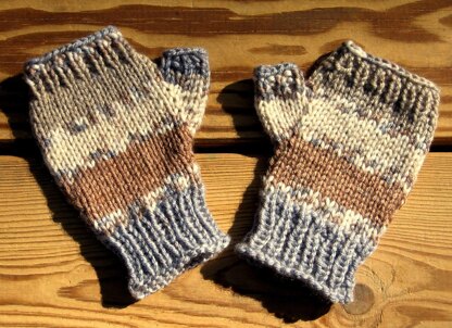 Tuckborough Mitts