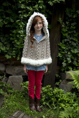 Cozy Hooded Poncho in Lion Brand Heartland - L32033