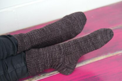 Wheat Chain Socks